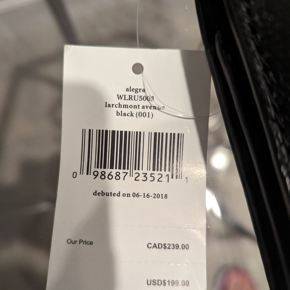 Kate Spade Larchmont Avenue Alegra Black crossbody clutch NWT - Picture 7 of 7